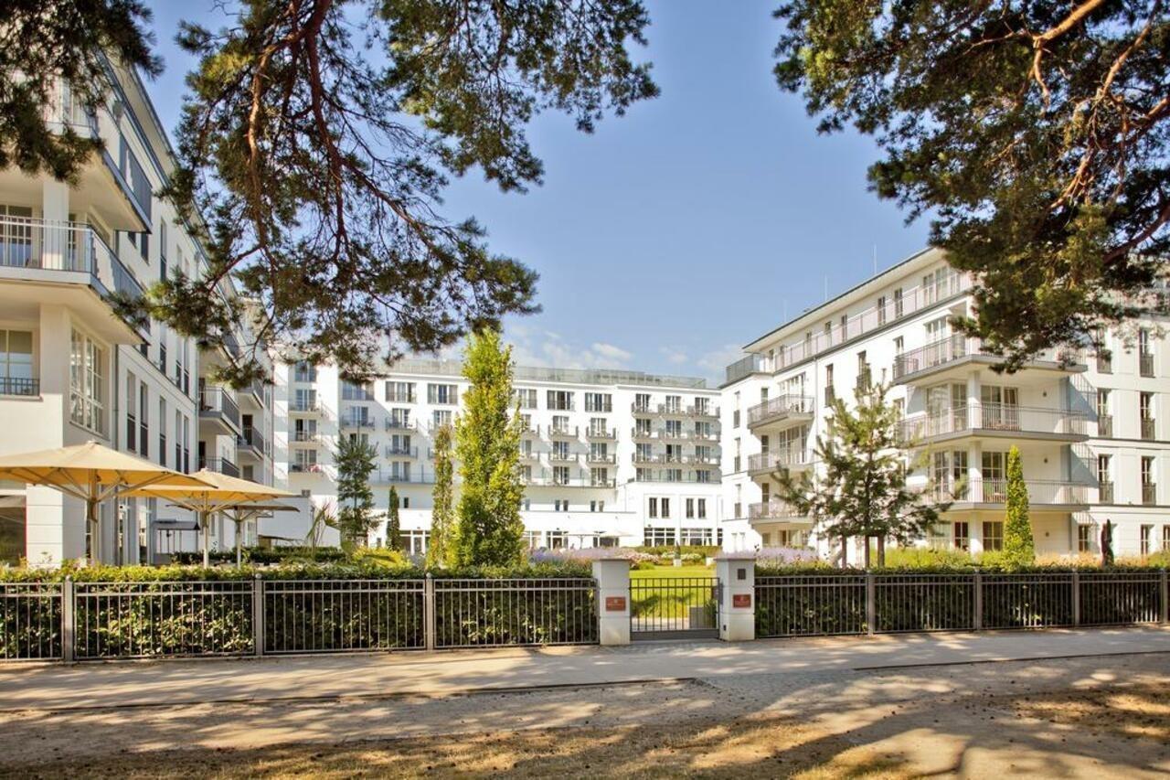 Steigenberger Grandhotel & Spa Heringsdorf Exterior foto The campus of the University of Applied Sciences and Medical University of Southern Tyrol