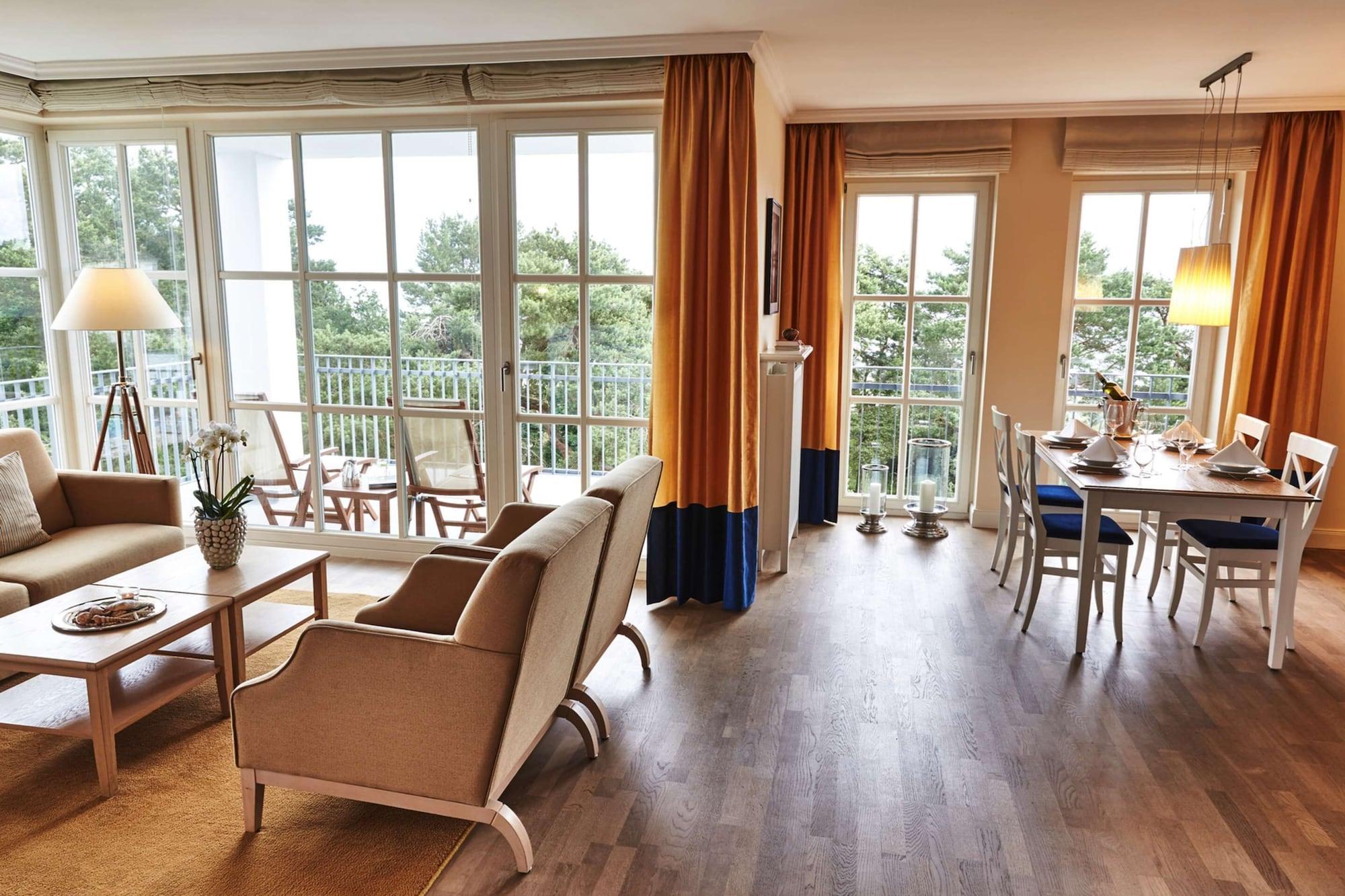 Steigenberger Grandhotel & Spa Heringsdorf Exterior foto A suite at the Hotel de la Paix