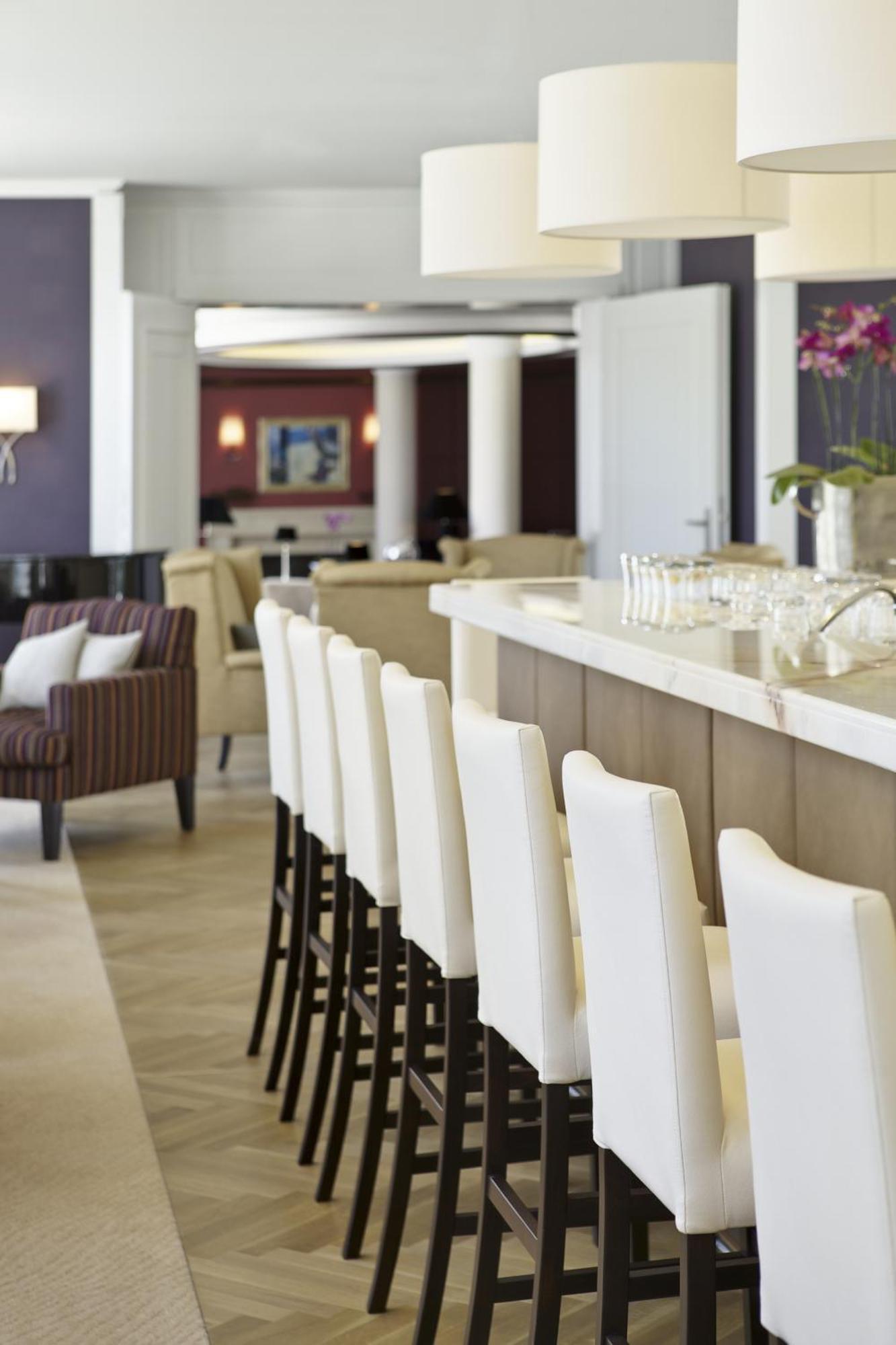 Steigenberger Grandhotel & Spa Heringsdorf Exterior foto Club Lounge at the airport